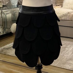 Milly scalloped black skirt size 2